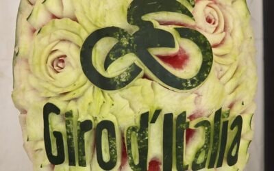 Composizioni di frutta spettacolari al Giro d’Italia di Giulianova