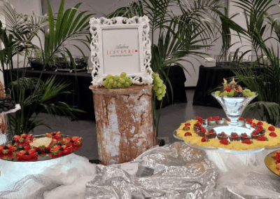 testata buffet di frutta realizzato per Alessandra amoroso